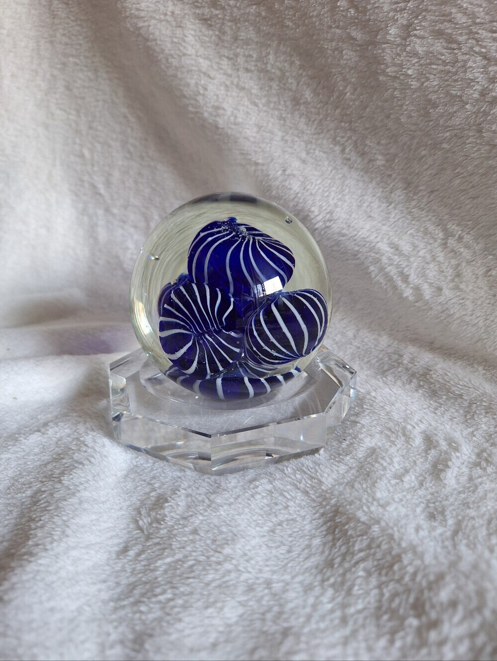 Vtg Murano Style Cobalt Blue Swirl Art Glass Paperweight Orb & Crystal Stand